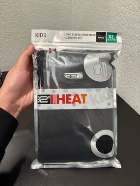 32 Degrees Kids Thermal Crew & Legging Set - Black